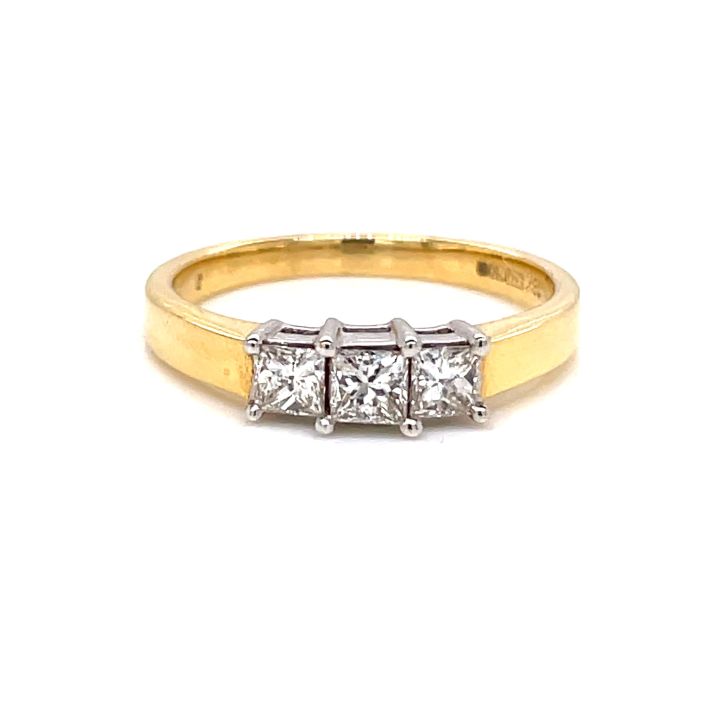 18ct Yellow Gold Three Stone Princess Cut Diamond Ring 0.50ct