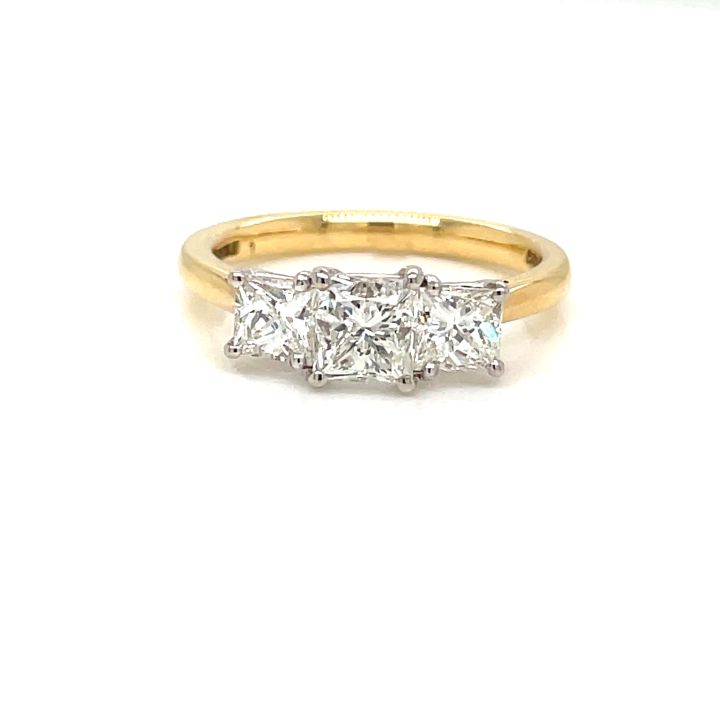 18ct Yellow Gold Three Stone Princess Cut Diamond Ring 1.67ct