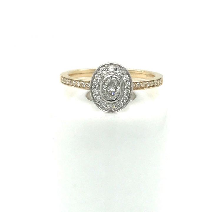 9ct Yellow Gold Oval Diamond Cluster Ring