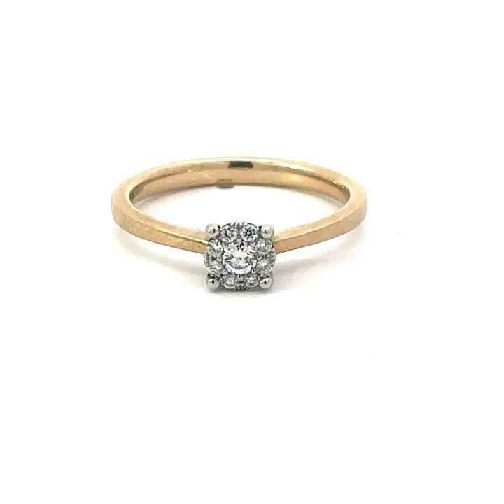 9ct Yellow Gold Invisible Set Diamond Cluster Ring