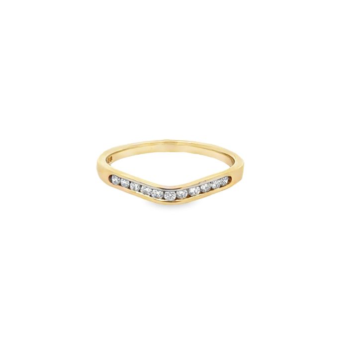 9ct Yellow Gold Curved Diamond Set Wedding Ring