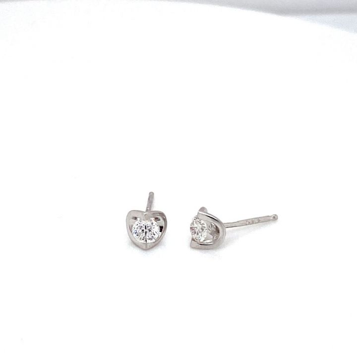 9ct White Gold Single Stone Diamond Stud Earrings 0.30ct