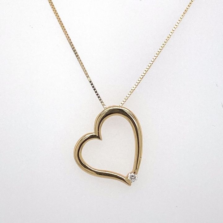9ct Yellow Gold Open Heart Single Diamond Pendant