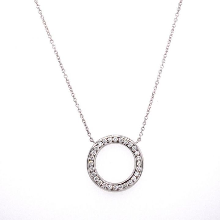 18ct White Gold Circle of Diamonds Necklace