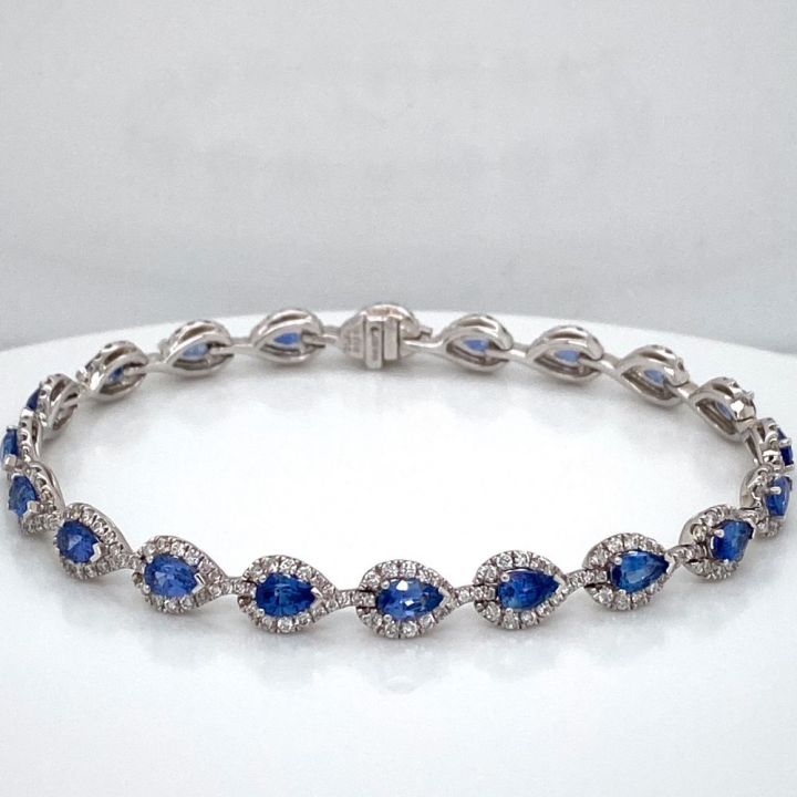 18ct White Gold Pear Shaped Sapphire & Diamond Bracelet
