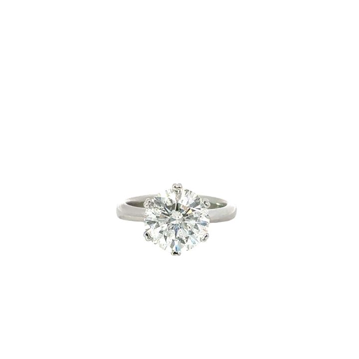 Pre Owned Platinum 5.31ct Diamond Ring