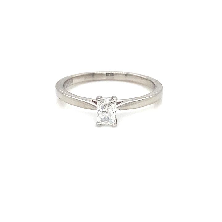 Platinum 0.31ct Radiant Cut Diamond Ring