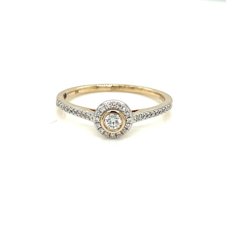 9ct Yellow Gold Round Diamond Cluster Ring