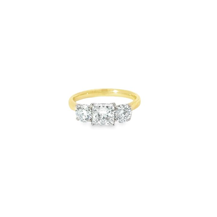 18ct Yellow Gold Princess Cut & Round Brilliant Cut Lab Grown Diamond Ring