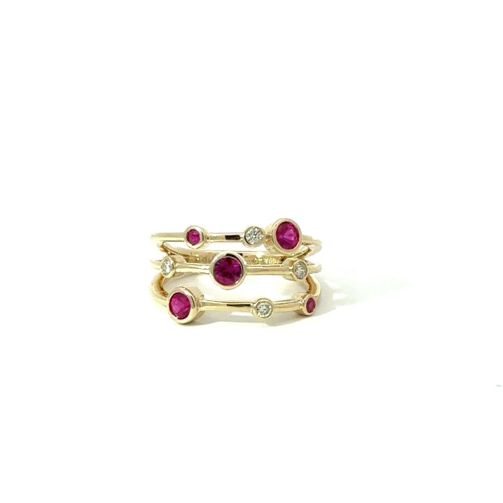 9ct Yellow Gold Ruby & Diamond Scatter Ring