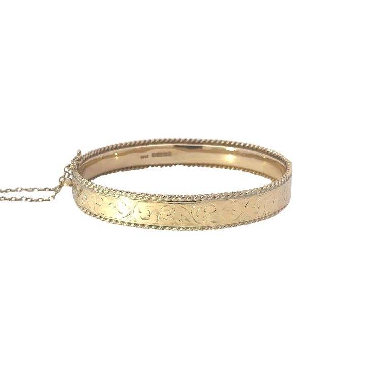 Pre Owned 9ct Yellow Gold Engraved Rope Edge Bangle