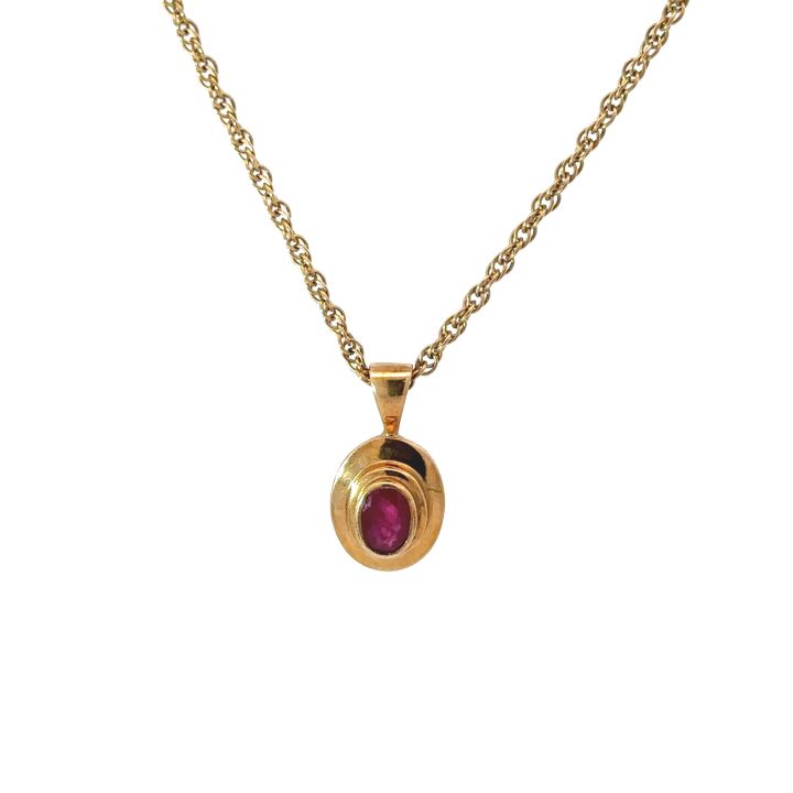 Pre Owned 9ct Yellow Gold Oval Ruby Pendant