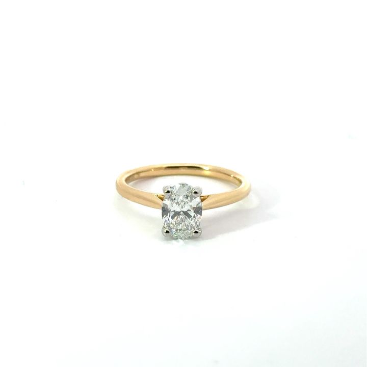 Lab Grown 1ct Oval Diamond Ring